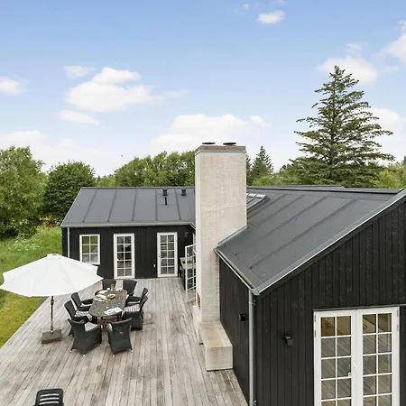 Holiday home 6 Bedroom Gorgeous In
